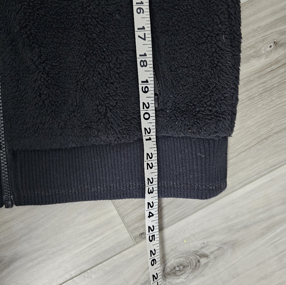 Women's  Athleta Black Fleece Vest Sz XS - Picture 5 of 7